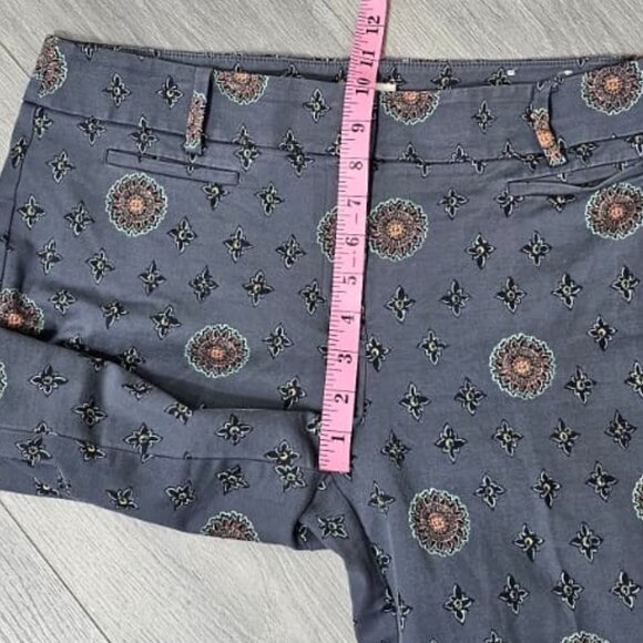 LOFT Marisa Crop Pants 12T Tall Women's Navy Medallion Floral Print Ankle Trouse - Picture 6 of 10